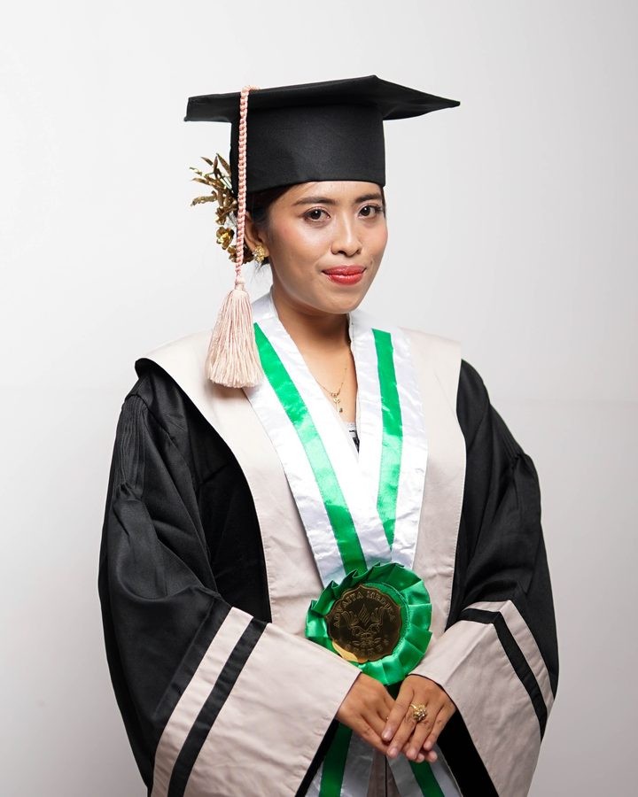 Foto formal Bd. Ni Ketut Devy Kaspirayanthi, S.Tr.Keb, M.Keb