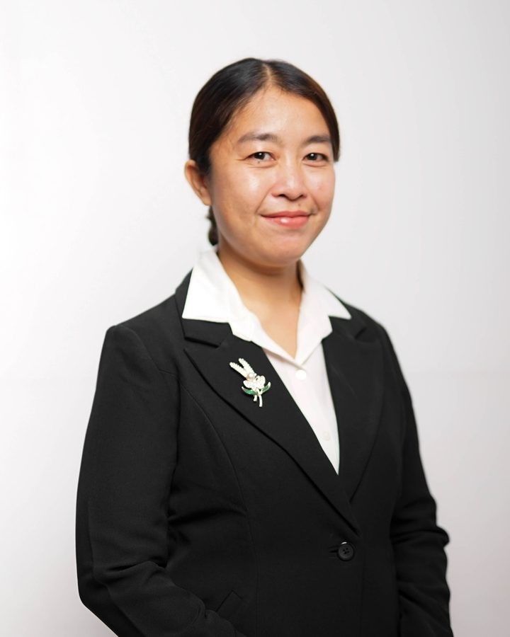 Foto formal Dewa Ayu Ari Kusumayuni, S.SiT