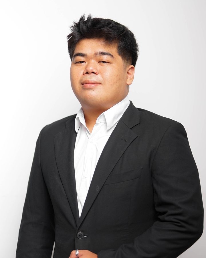 Foto formal Darren, S.Tr.T.