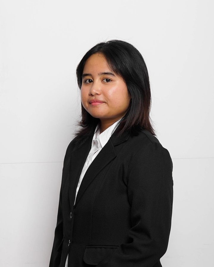 Foto formal I Dewa Ayu Sukma Advaita Maheswari, S.I.Kom