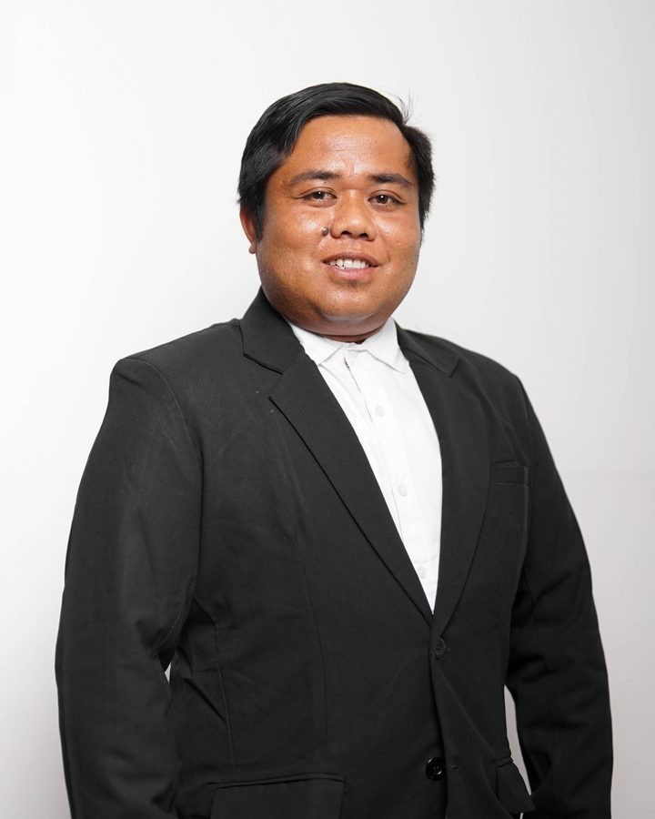 Foto formal I Nyoman Buda Supada, S.Fil.H